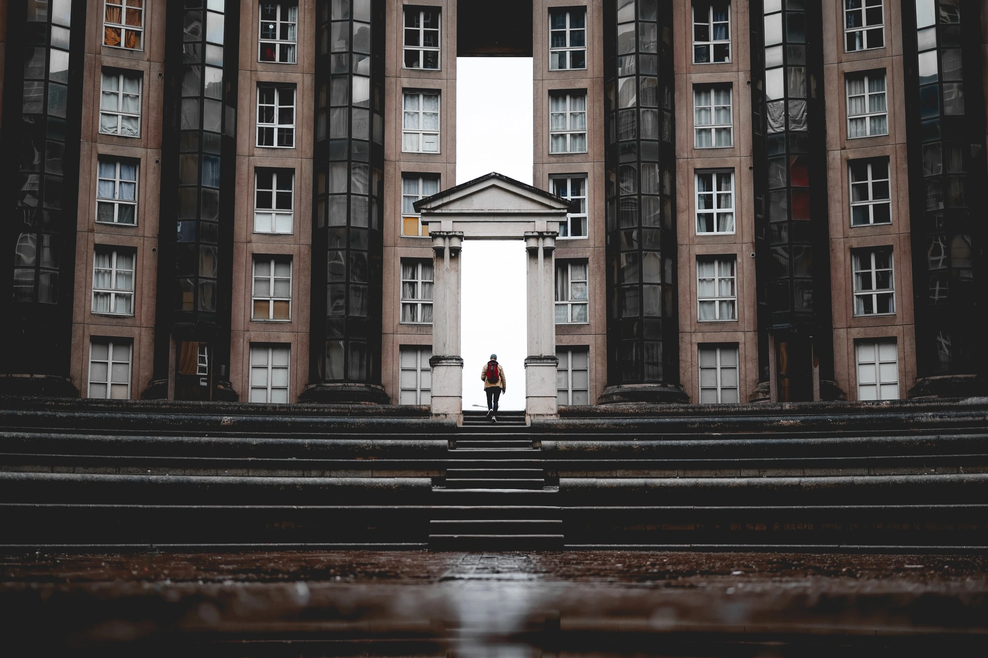 Canon EOS R6 V — Paris